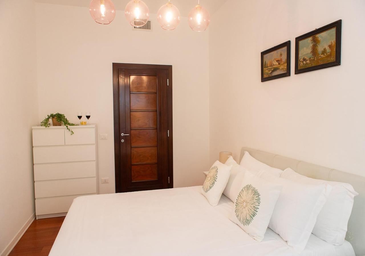 Termini Alever Apartament 3 Bedrooms Rome Extérieur photo